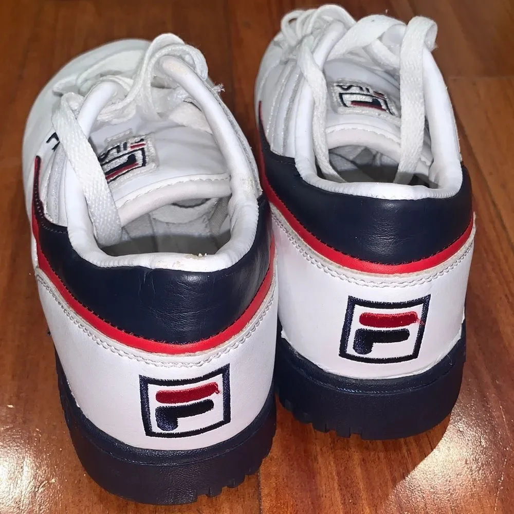 Fila White Sneakers with Navy and Red Accents size 5